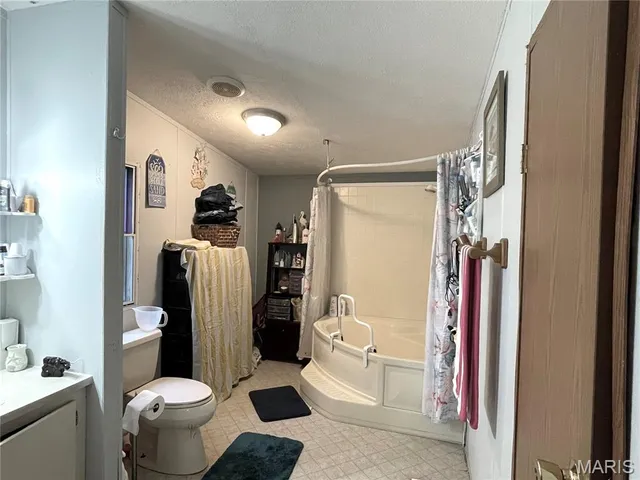 $189,900 | 20906 County Road 210, Hermitage, MO 65668