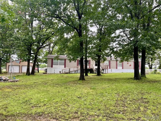 $189,900 | 20906 County Road 210, Hermitage, MO 65668