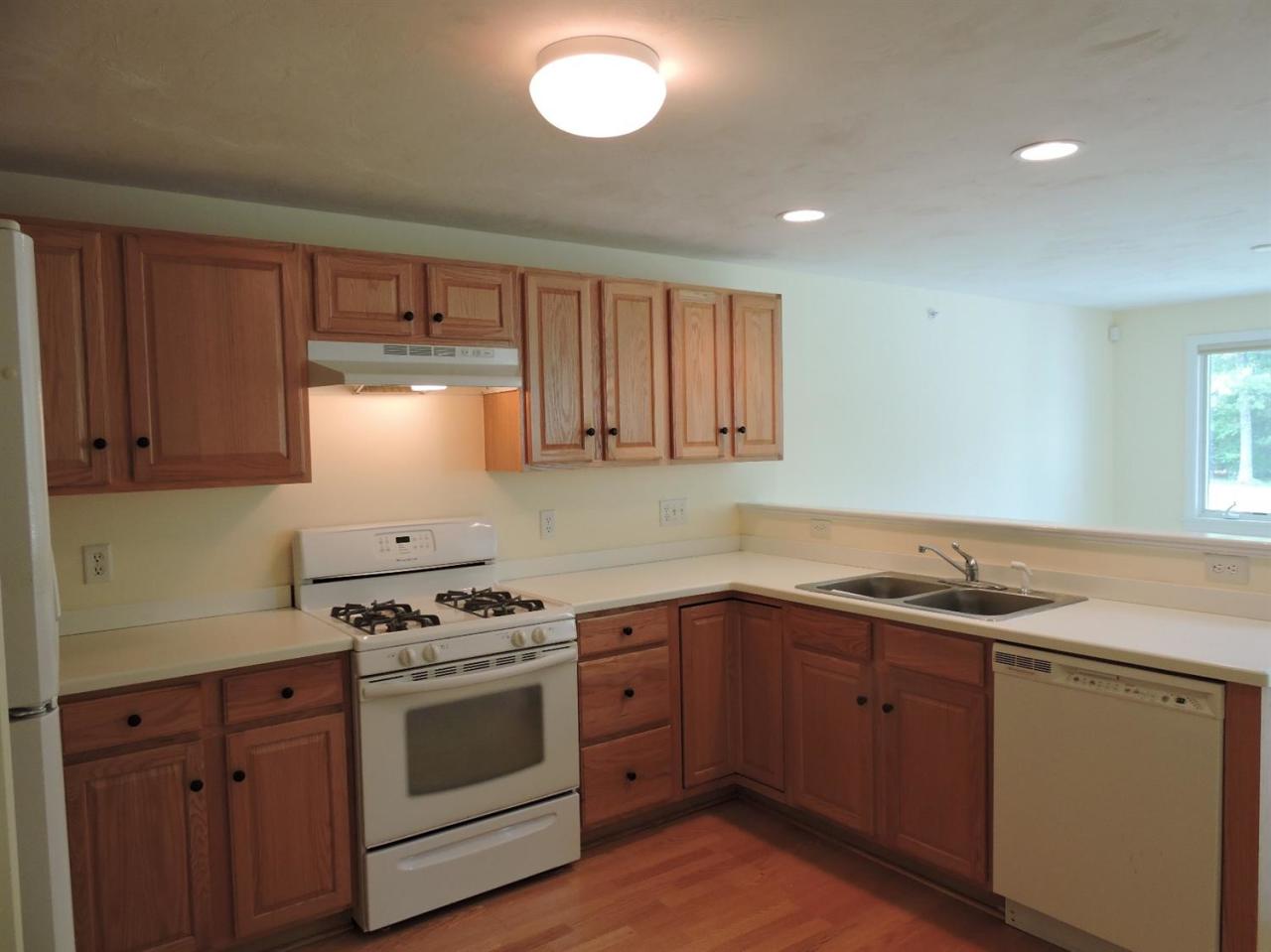 2 Par Three Court Mashpee, MA 02649 - Photo 4 of 35 Additional Photo