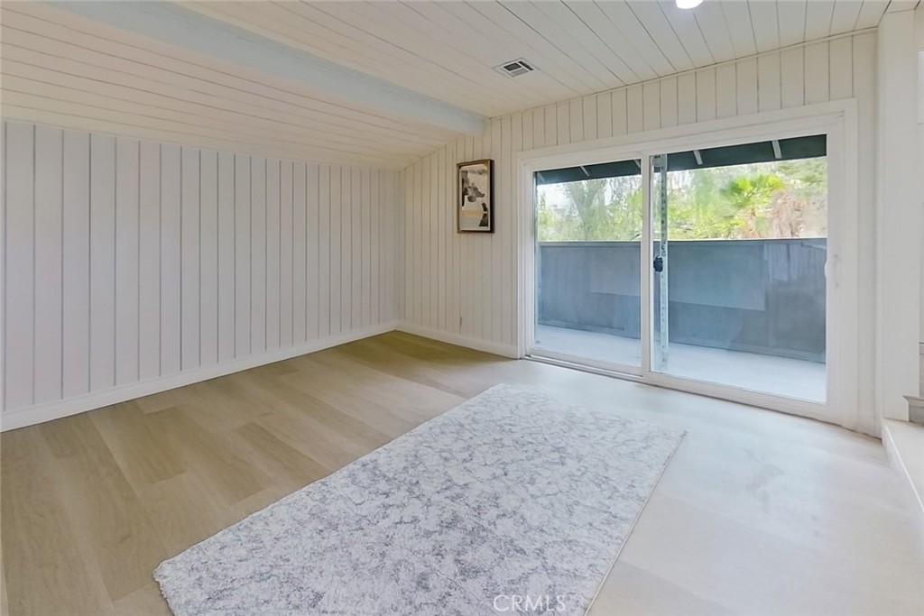 2390 Prenda Avenue Riverside, CA 92504 - Photo 18 of 21 an empty room with windows