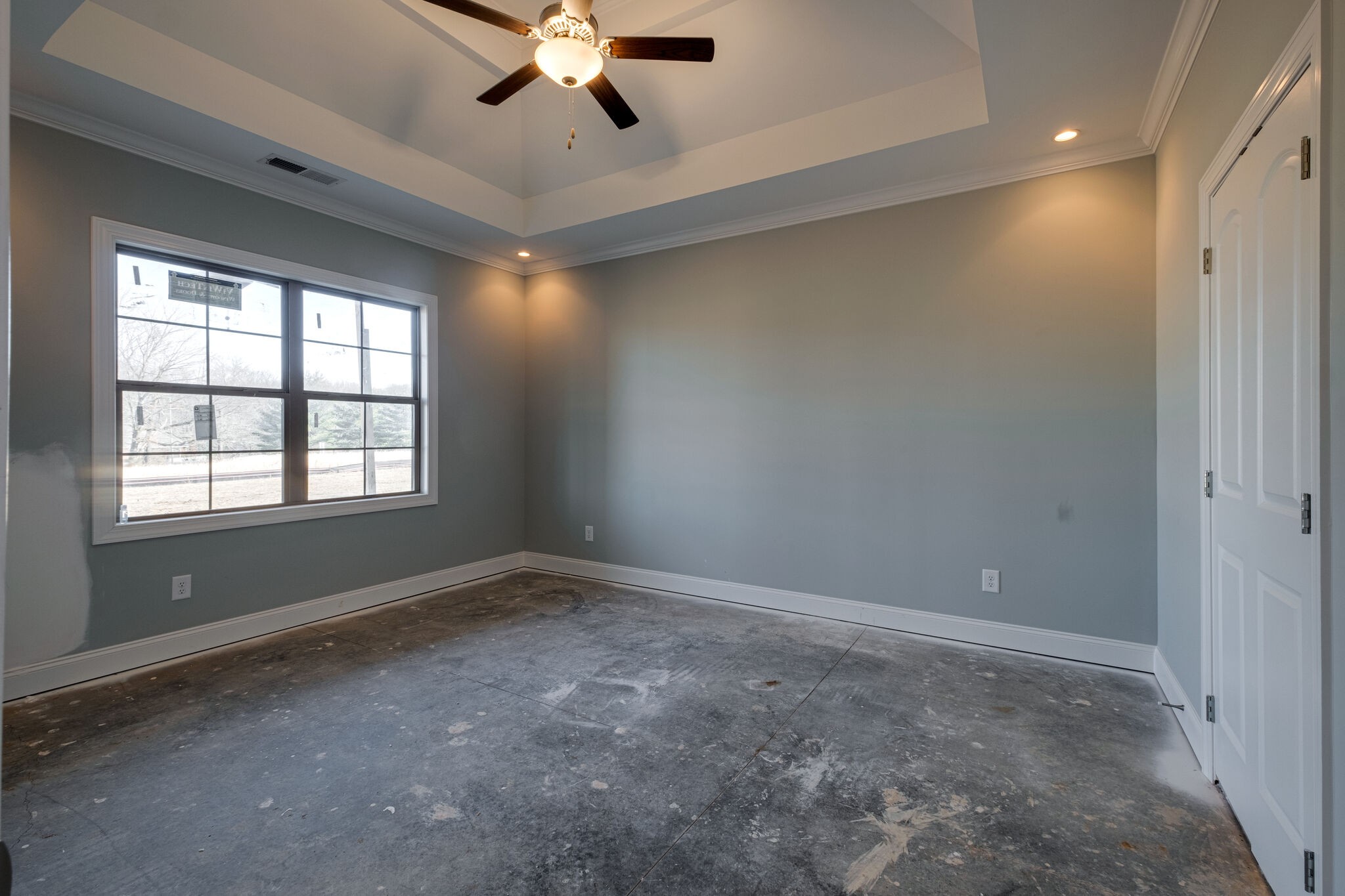 7 The Greens Springfield, TN 37172 - Photo 13 of 29 a view of an empty room with a window