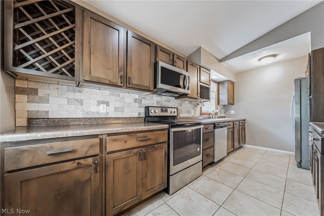 10515 Darrow Road Vermilion, OH 44089 - Photo 12 of 36 Gallery Image 12