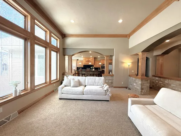 $750,000 | 448 Harvest Road, Green Bay, WI 54302