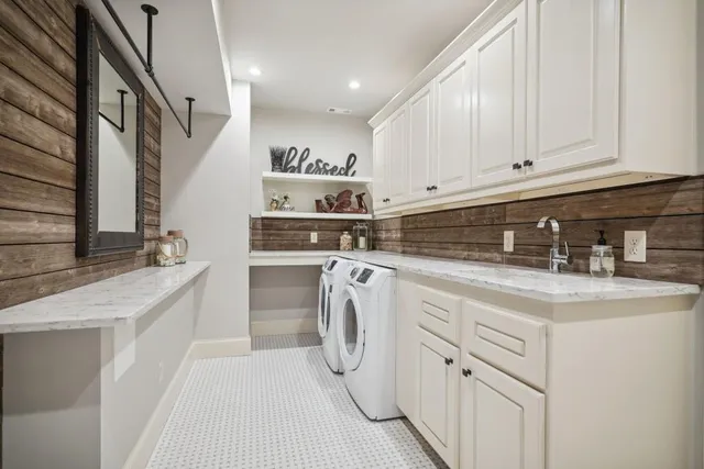 $16,000 | 1930 Northside Drive Northwest, Atlanta, GA 30318