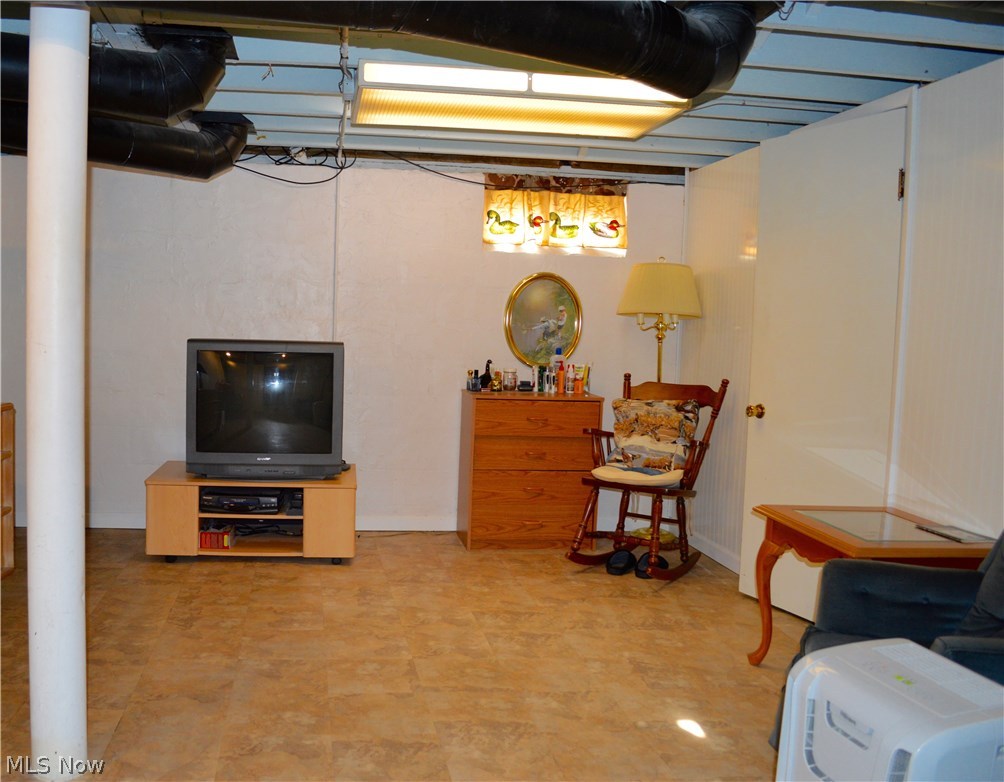 12951 Huffman Road Parma Heights, OH 44130 - Photo 32 of 34 Gallery Image 32