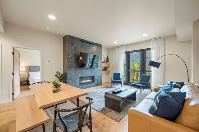 $962,000 | 780 Village Drive, Unit 505, Donnelly, ID 83615