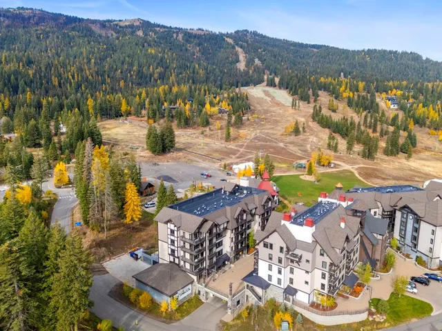 $962,000 | 780 Village Drive, Unit 505, Donnelly, ID 83615