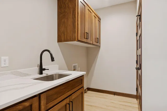 $429,900 | 619 7th Avenue Northeast, Isanti, MN 55040