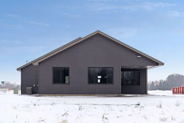 $429,900 | 619 7th Avenue Northeast, Isanti, MN 55040
