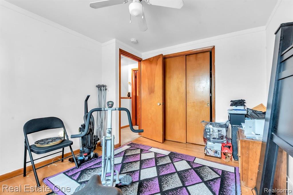 2022 Vernier Road Grosse Pointe Woods, MI 48236 - Photo 31 of 40