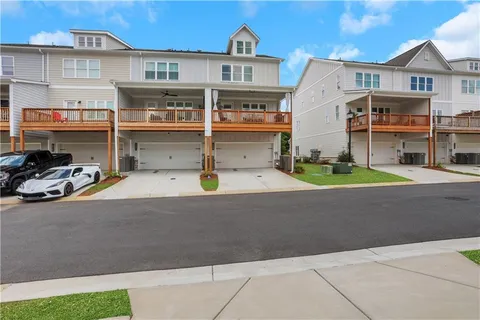 a view of multiple houses