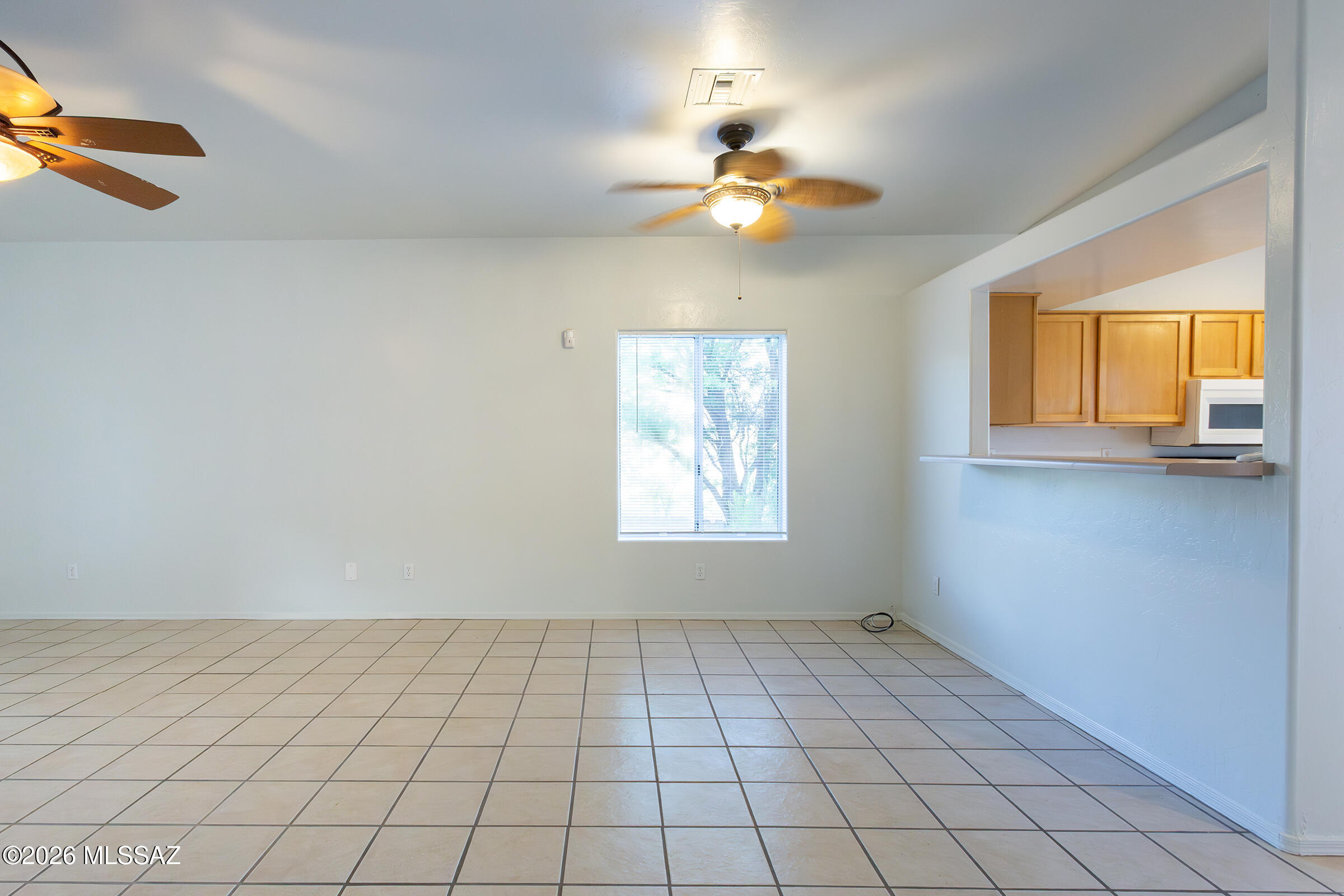 392 Falcon Court Rio Rico, AZ 85648 - Photo 9 of 49
