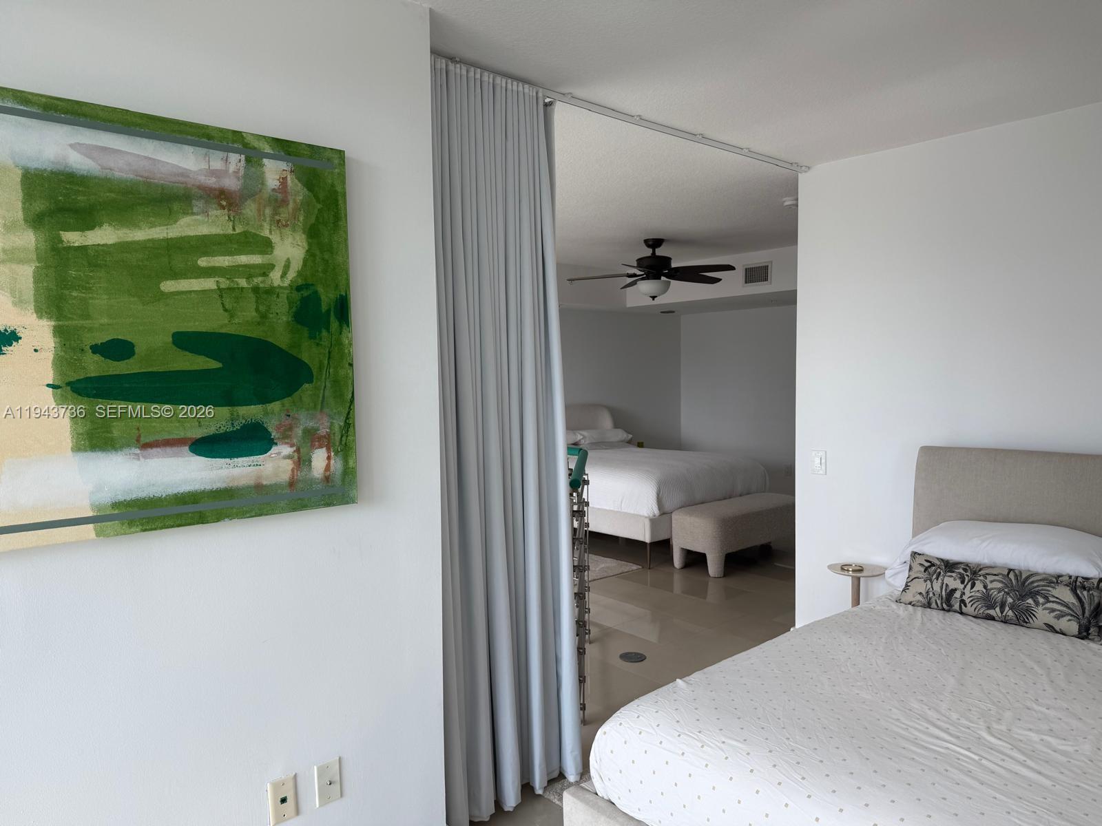 41 Southeast 5th Street, Unit 2010 Miami, FL 33131 - Photo 14 of 58 a en suite bathroom with a toilet and a shower