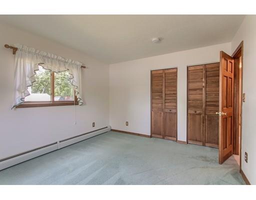 172 Frost Road Tyngsborough, MA 01879 - Photo 16 of 32 Gallery Image 16