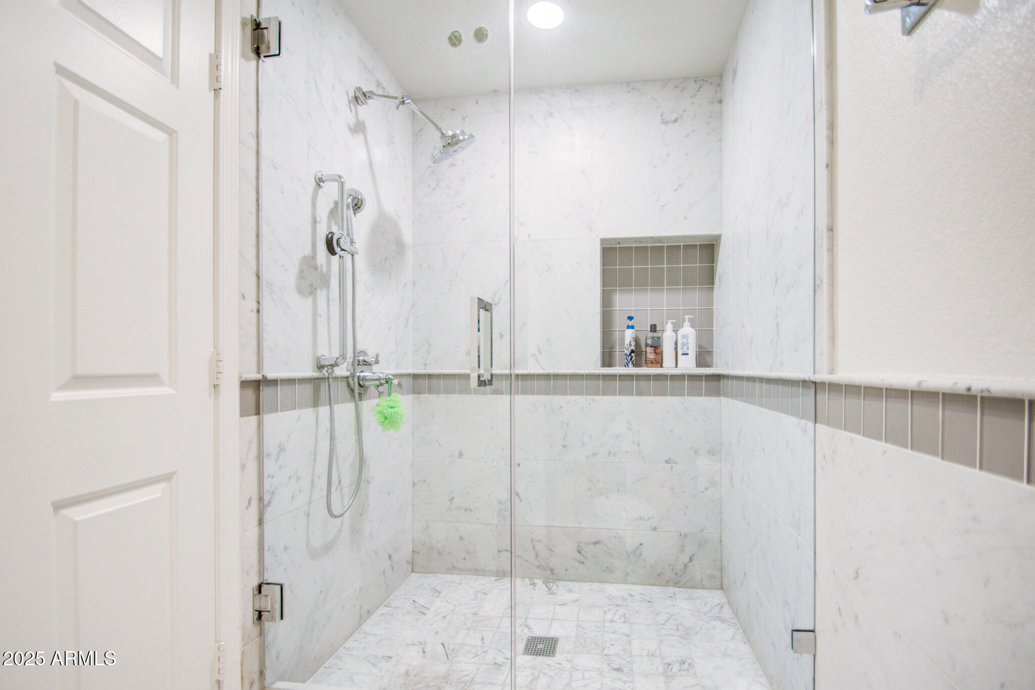 435 West Rio Salado Parkway, Unit 208 Tempe, AZ 85281 - Photo 16 of 38 MASTER BATH 1