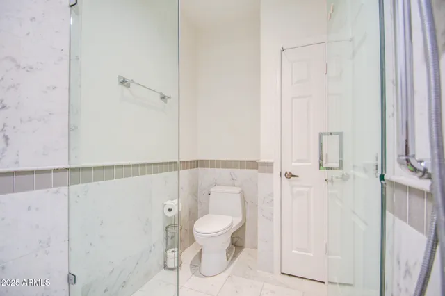 $5,070 | 435 West Rio Salado Parkway, Unit 208, Tempe, AZ 85281