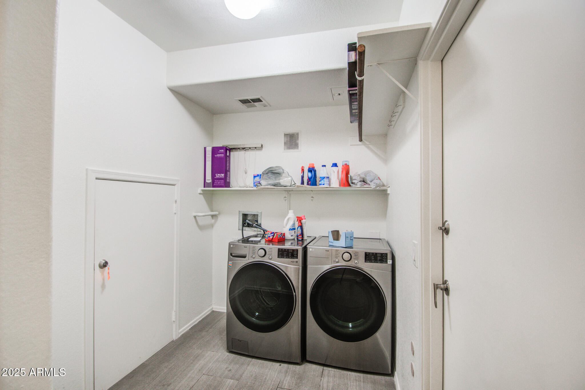 435 West Rio Salado Parkway, Unit 208 Tempe, AZ 85281 - Photo 25 of 38 LAUNDRY 1