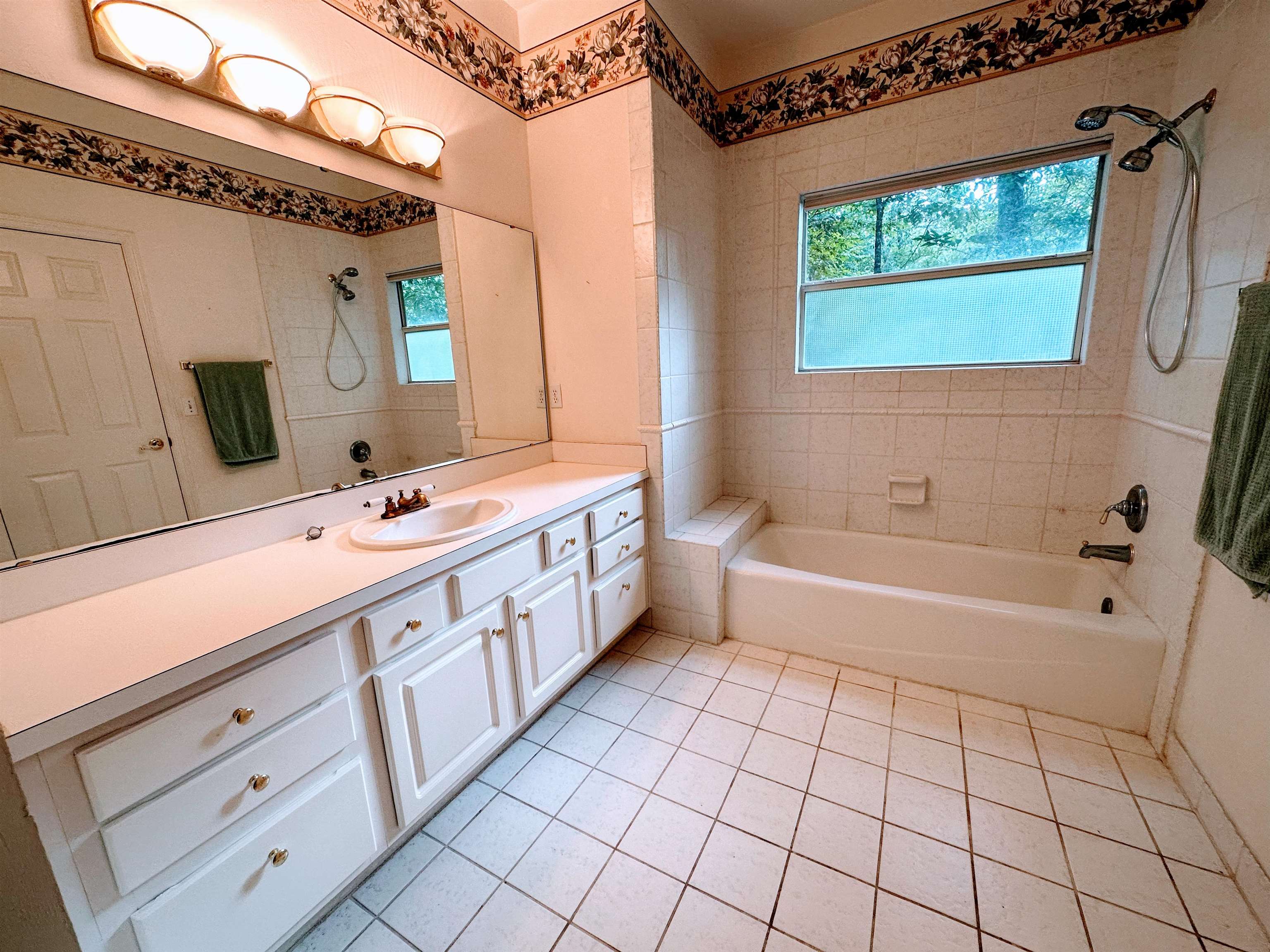 1128 Coe Landing Road Tallahassee, FL 32310 - Photo 17 of 38 Gallery Image 17
