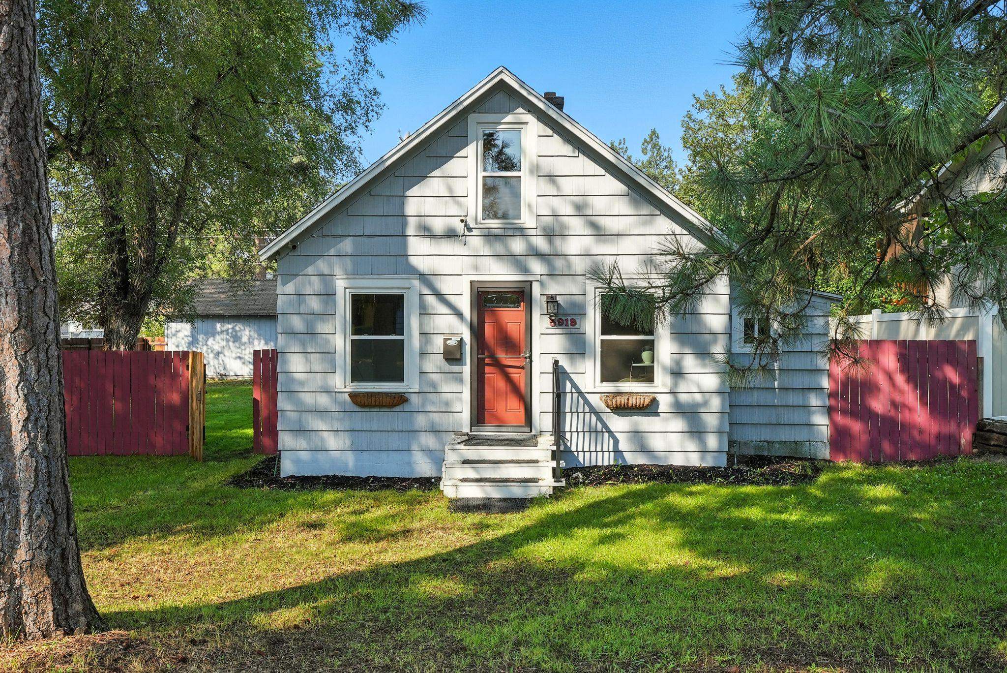 5919 North Howard Street Spokane, WA 99205 - Photo 1 of 23