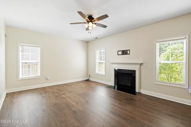 $430,000 | 402 Canvasback Lane, Sneads Ferry, NC 28460