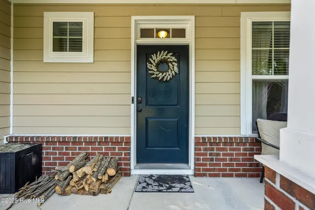 $430,000 | 402 Canvasback Lane, Sneads Ferry, NC 28460