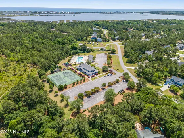 $430,000 | 402 Canvasback Lane, Sneads Ferry, NC 28460