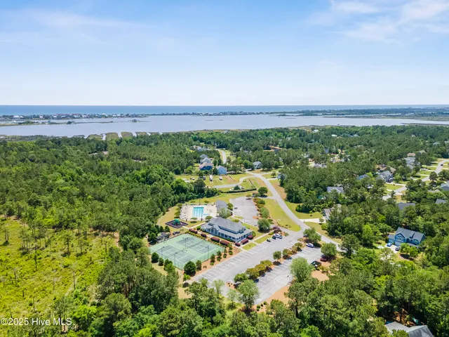 $430,000 | 402 Canvasback Lane, Sneads Ferry, NC 28460