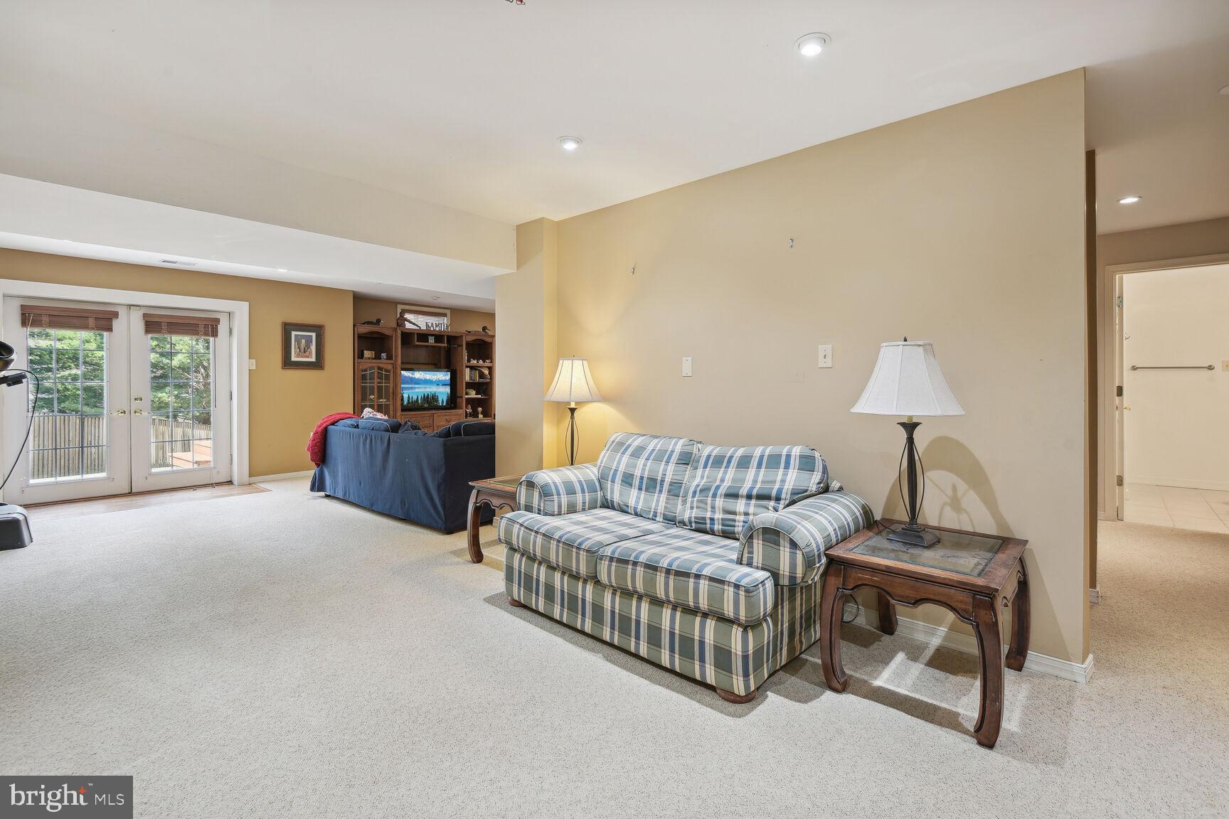 18461 Crownsgate Circle Germantown, MD 20874 - Photo 34 of 43 Lower Level