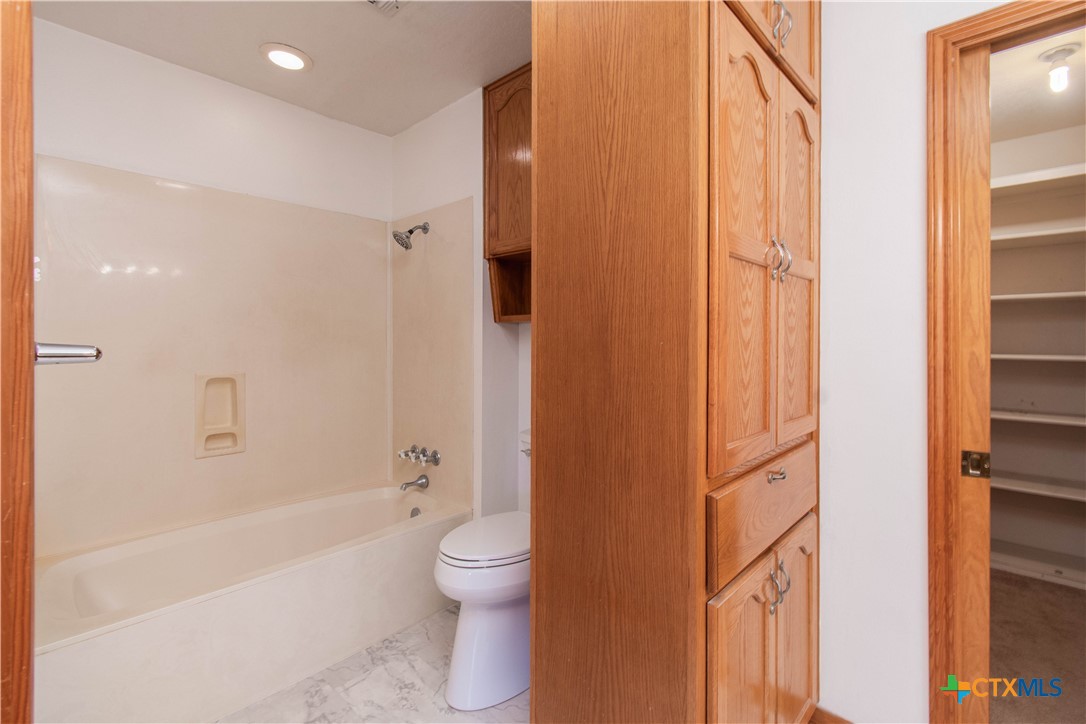 346 Elm Creek Road Rockdale, TX 76567 - Photo 20 of 36