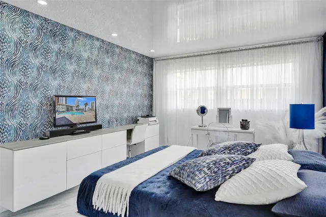 $300,000 | 2600 Diana Drive, Unit 320, Hallandale Beach, FL 33009