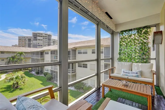 $300,000 | 2600 Diana Drive, Unit 320, Hallandale Beach, FL 33009