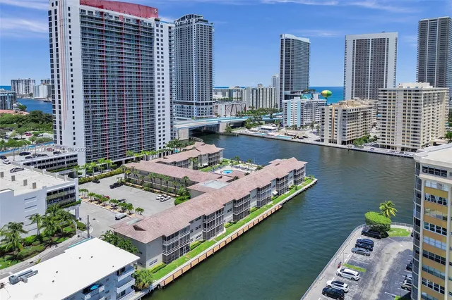 $300,000 | 2600 Diana Drive, Unit 320, Hallandale Beach, FL 33009