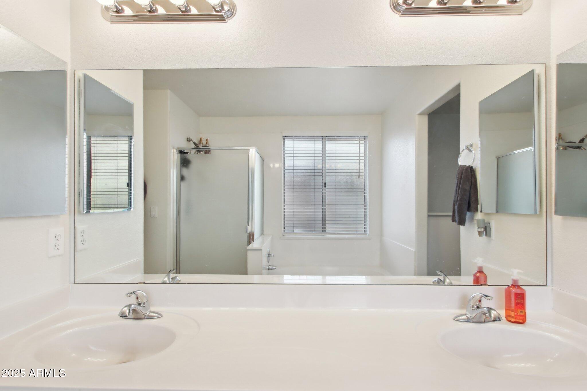 4329 East Desert Trumpet Road Phoenix, AZ 85044 - Photo 27 of 47 39-web-or-mls-E Desert Trumpet Rd-027