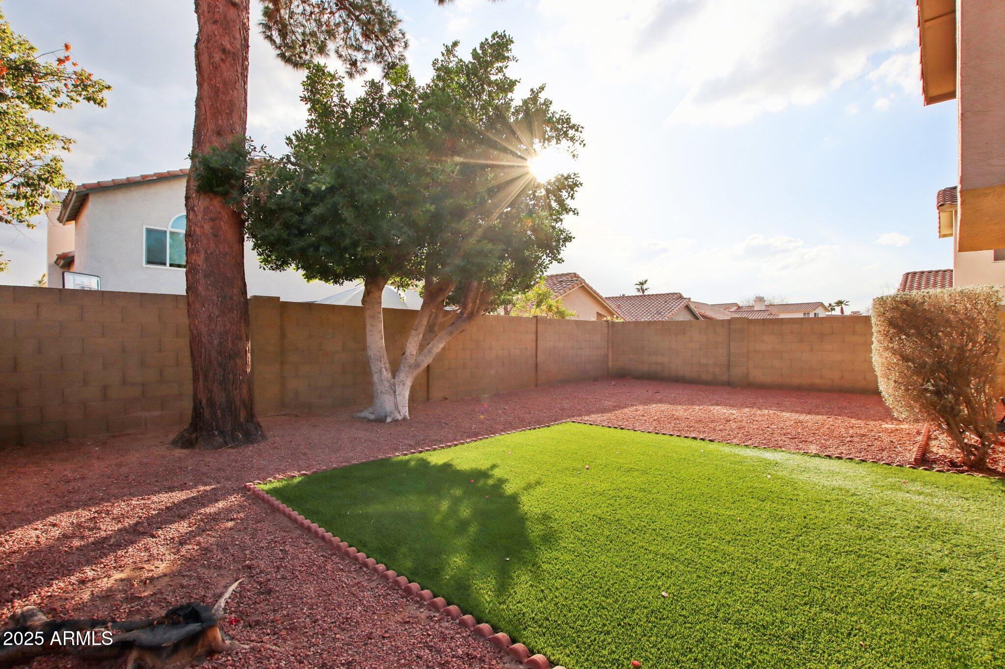 4329 East Desert Trumpet Road Phoenix, AZ 85044 - Photo 31 of 47 43-web-or-mls-E Desert Trumpet Rd-031
