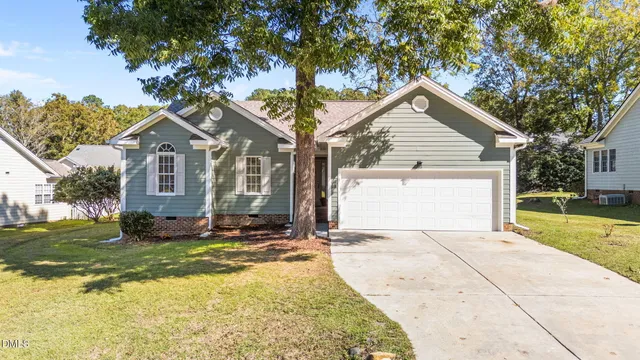 $350,000 | 1004 Bren Village Court, Fuquay-Varina, NC 27526