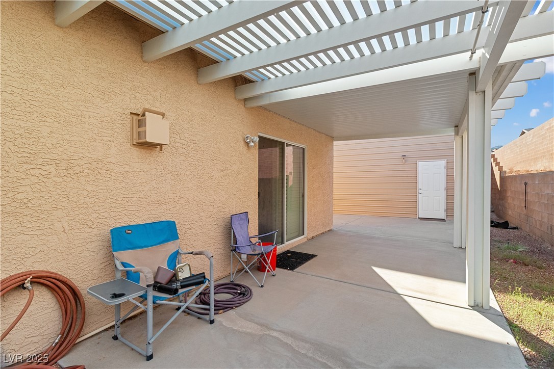 2078 Willow Bay Road Laughlin, NV 89029 - Photo 71 of 99 View of patio / terrace with a pergola