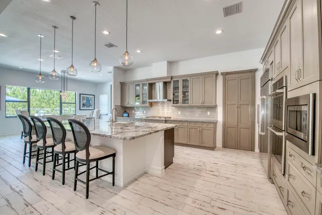 $2,499,999 | 19998 Southeast Gallberry Drive, Jupiter, FL 33458