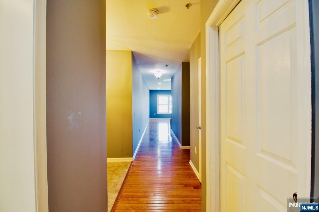340 The Promenade Edgewater, NJ 07020 - Photo 14 of 46