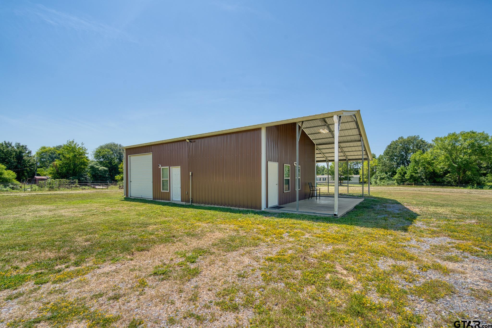 3324 Smelley Road Longview, TX 75605 - Photo 1 of 30 Gallery Image 1