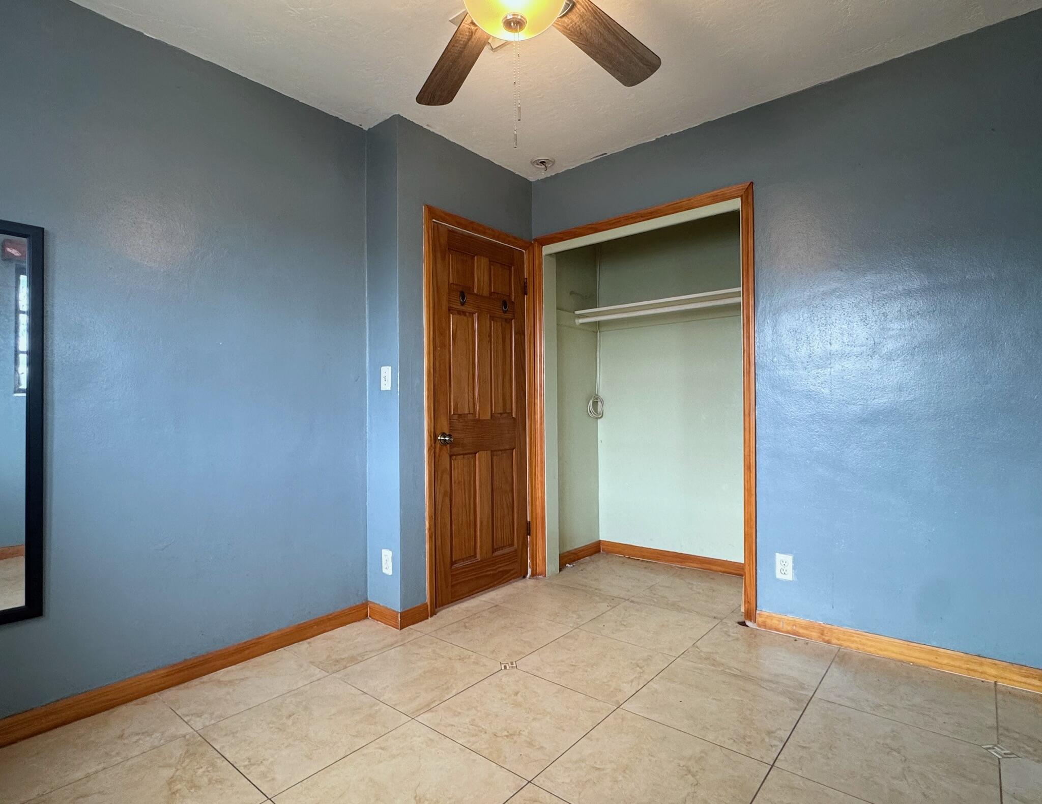 10060 Southwest 214th Street Cutler Bay, FL 33189 - Photo 15 of 26 IMG_1572