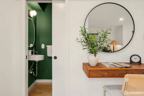 $1,195,000 | 1615 East Columbia Street, Seattle, WA 98122