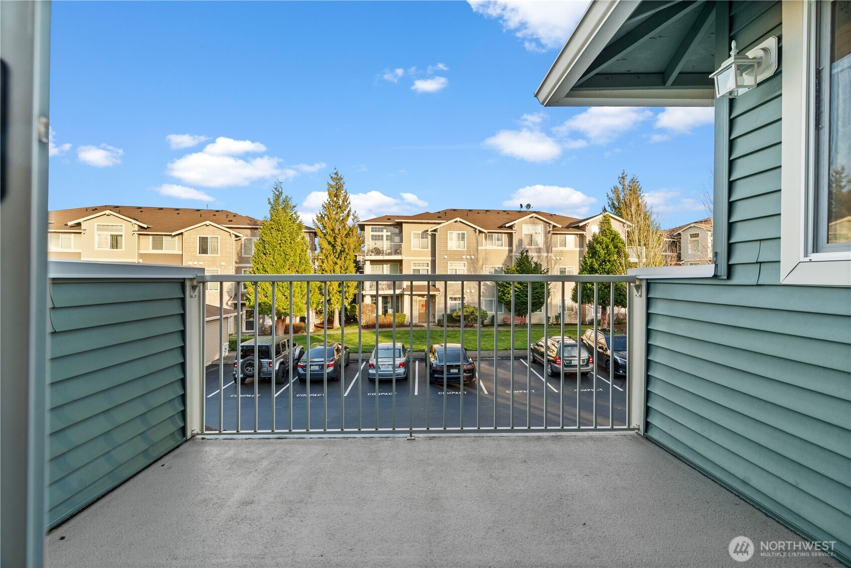 6113 Hazel Loop Southeast, Unit D Auburn, WA 98092 - Photo 11 of 38