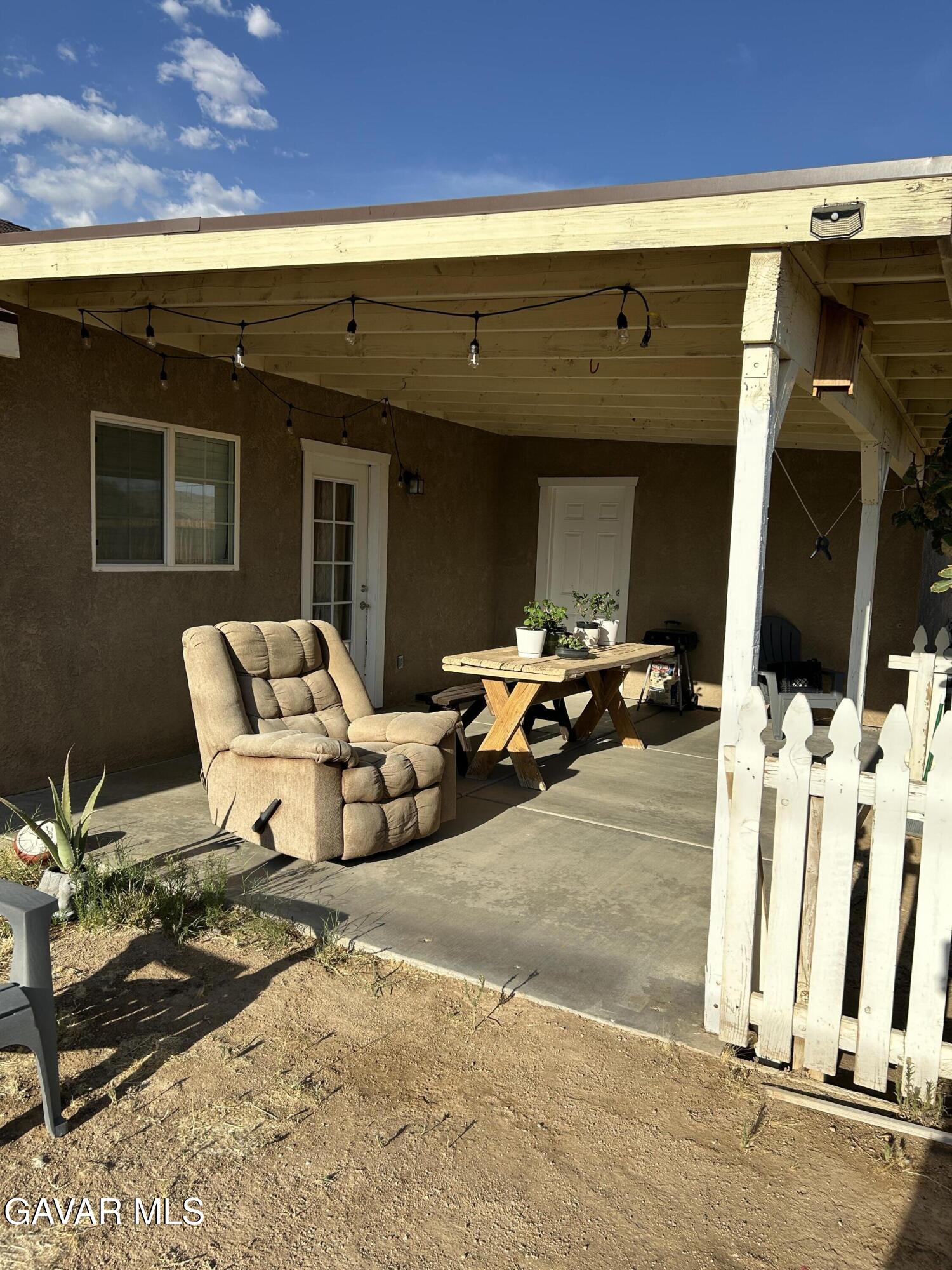 1033 Porter Street Ridgecrest, CA 93555 - Photo 14 of 19 IMG_7504