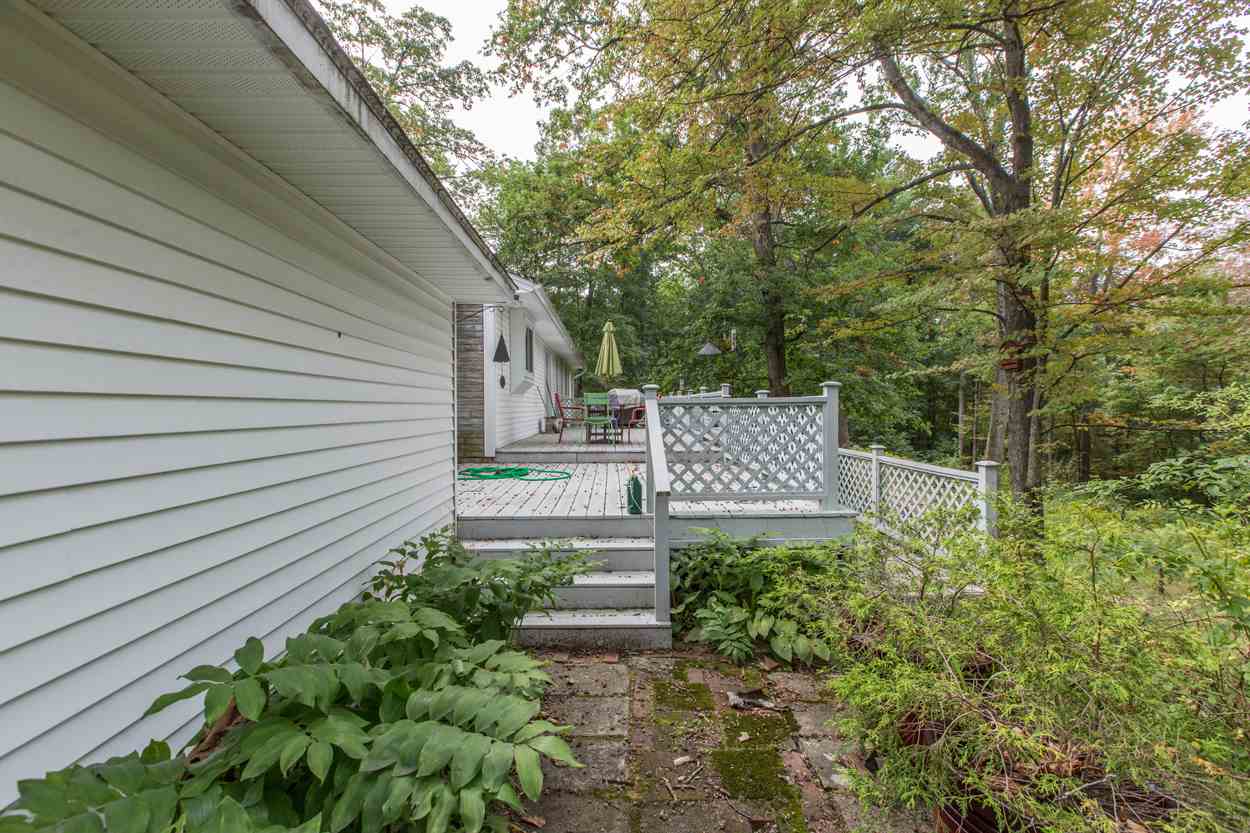 121 Rockingham Road Londonderry, NH 03053 - Photo 31 of 38