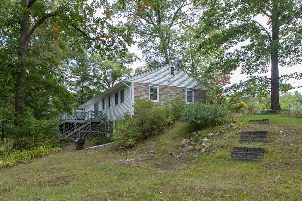 121 Rockingham Road Londonderry, NH 03053 - Photo 37 of 38