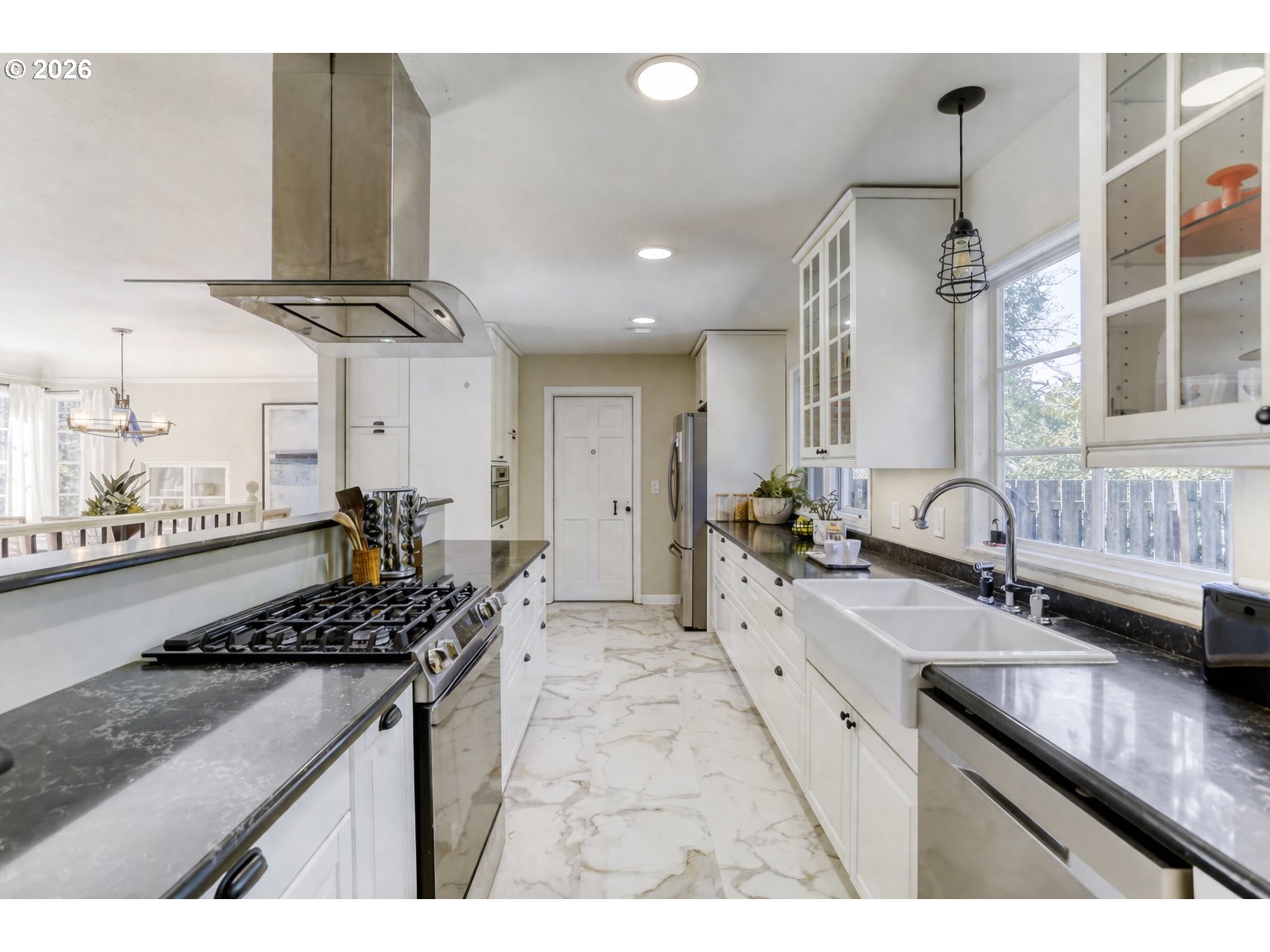 5008 Southwest Taylors Ferry Road Portland, OR 97219 - Photo 14 of 31 Kitchen