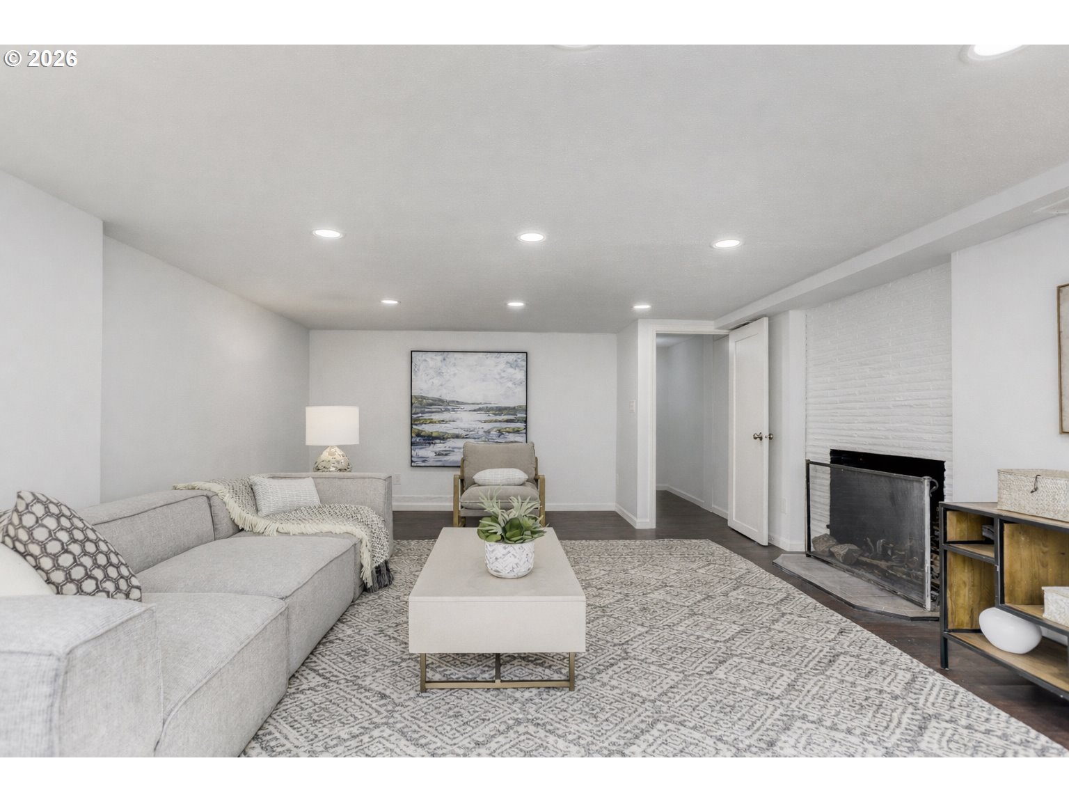 5008 Southwest Taylors Ferry Road Portland, OR 97219 - Photo 22 of 31 Family Room