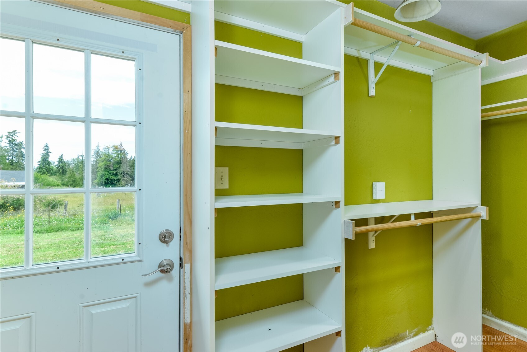 4109 South Reddick Road Port Angeles, WA 98363 - Photo 21 of 38 a view of a door