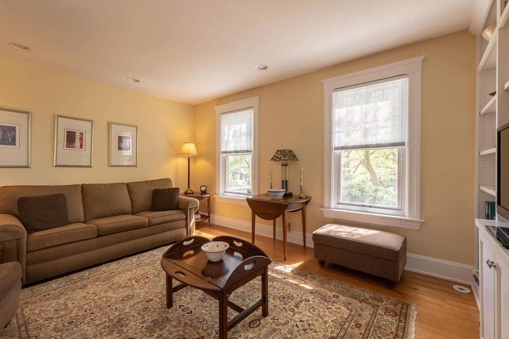 88 Round Hill Road, Unit 1 Northampton, MA 01060 - Photo 11 of 29 Gallery Image 11