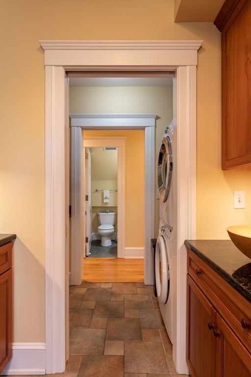 88 Round Hill Road, Unit 1 Northampton, MA 01060 - Photo 18 of 29 Gallery Image 18